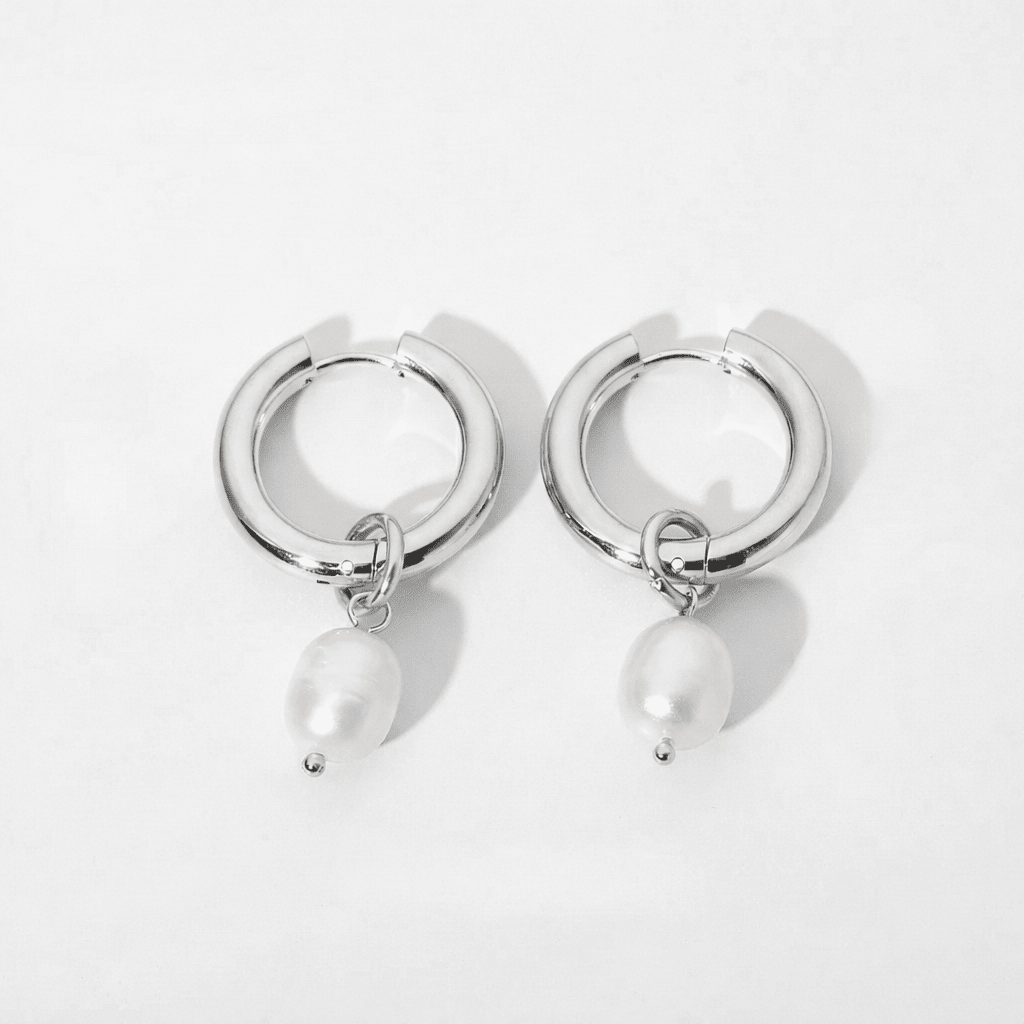 Bella Pearl Earrings