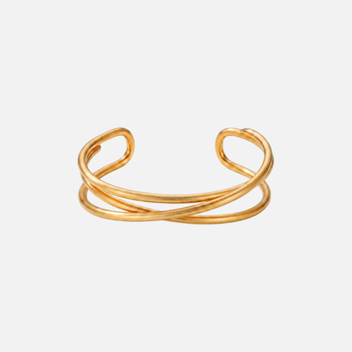Alix Bangle — studio shot on light grey