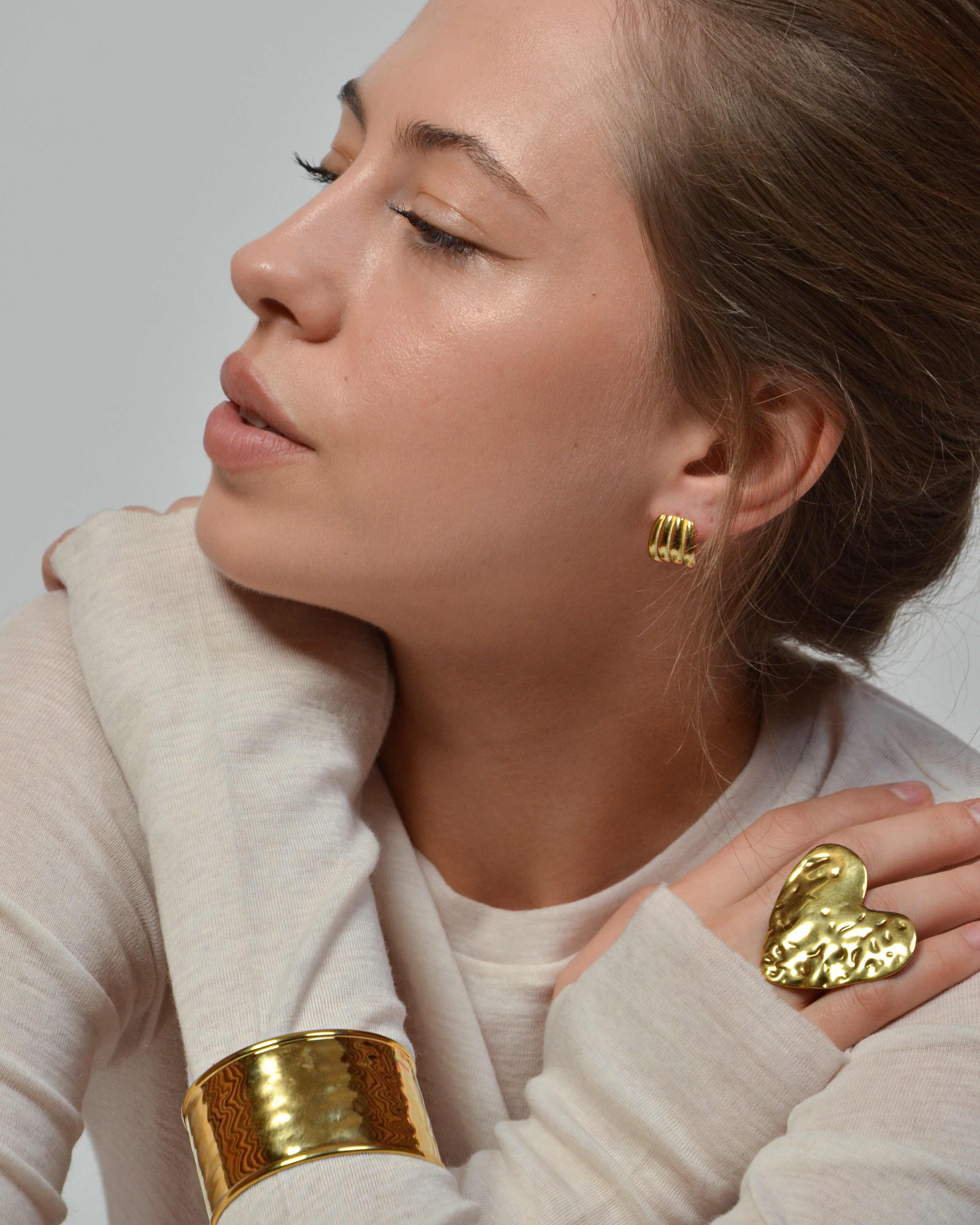 Amor Ring — worn